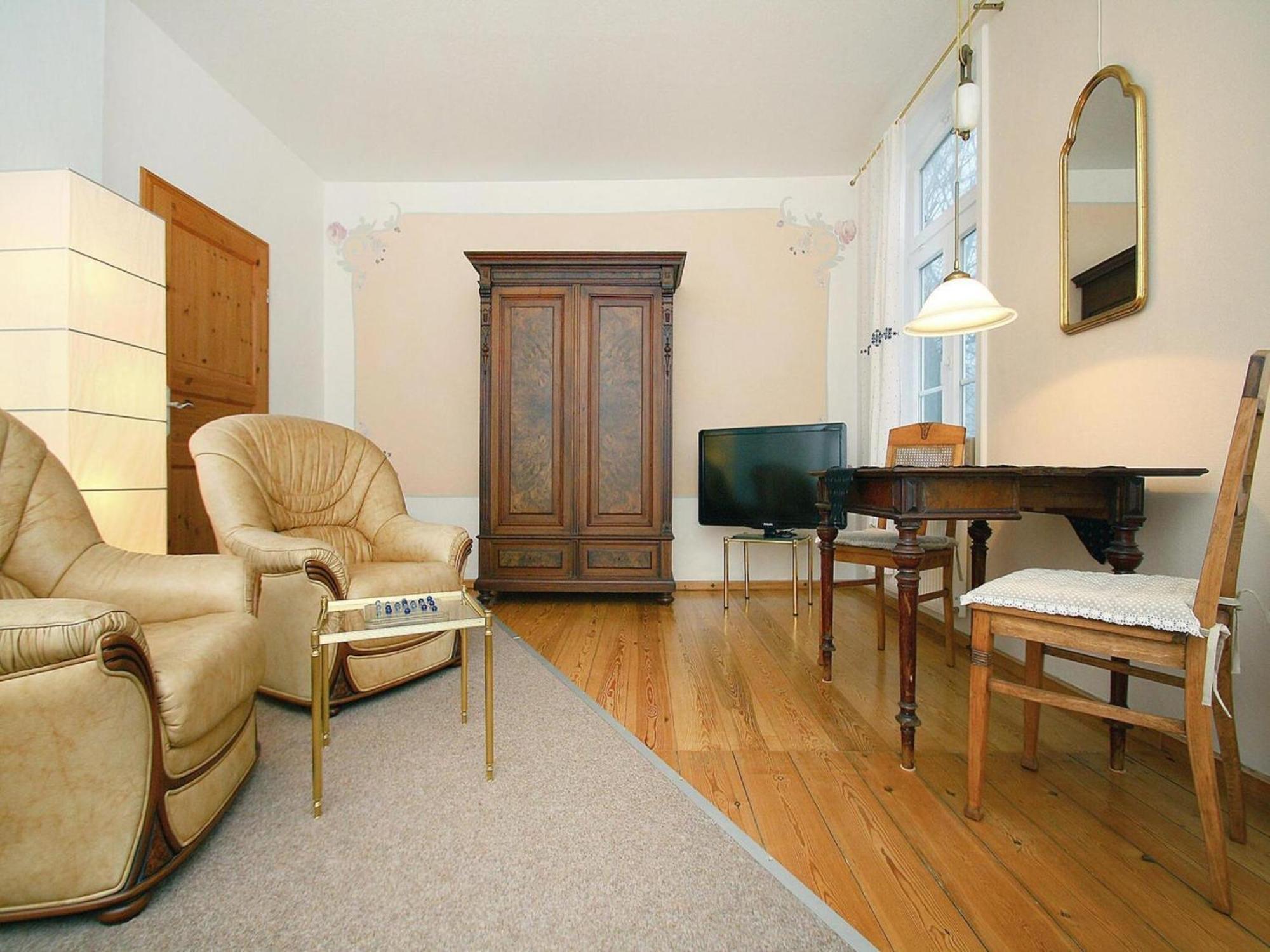 Apartment, Apartment